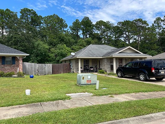 3rd image of 13654 Lawton Ln