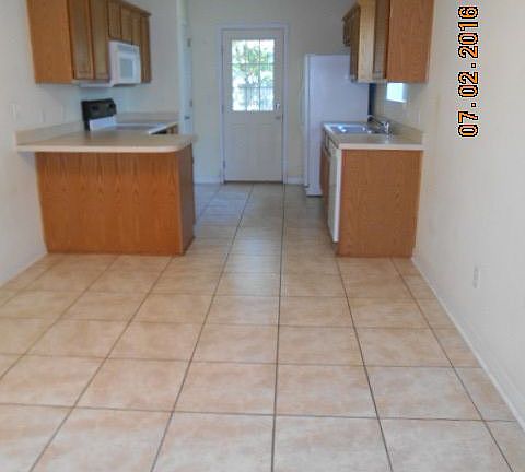 4th image of 707 Ferguson Dr #B