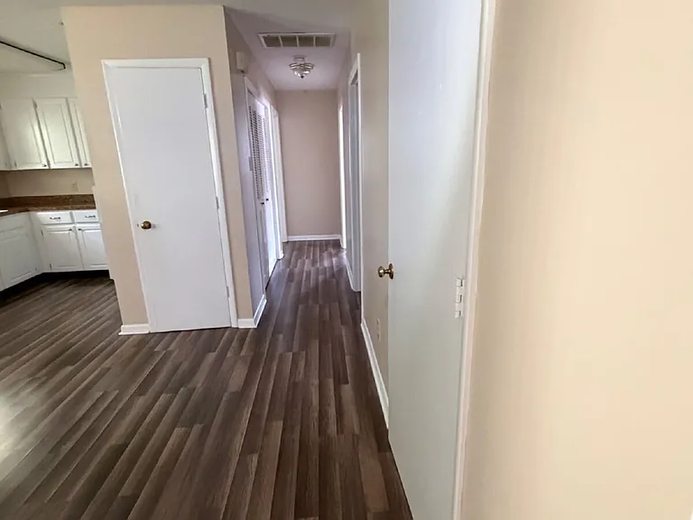170 Scott Hills Dr #I-1 — Photo 5