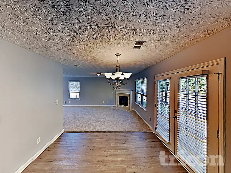 5413 Wicklander Dr — Photo 6