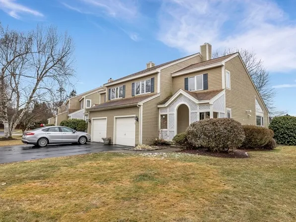 3 Pond View Way #B, Northborough, MA 01532