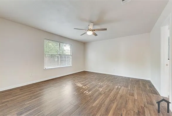 1008 Lake Trail Dr — Photo 16