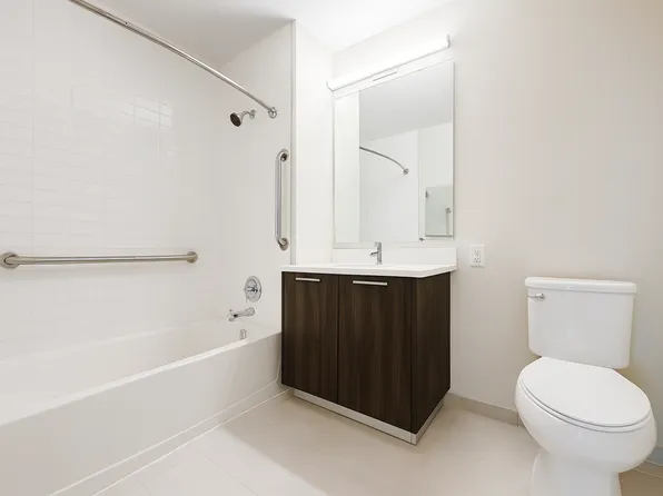 1524 Sheepshead Bay Road image 5 of 21