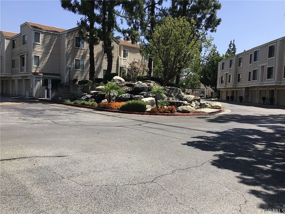 1st image of 4900 N Grand Ave APT 143