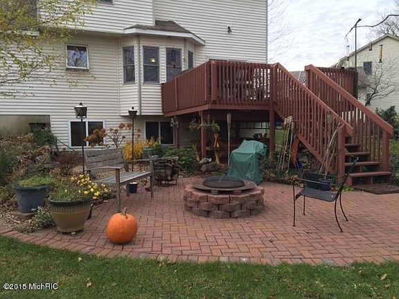 4th image of 3350 Rocky Point Ct SW