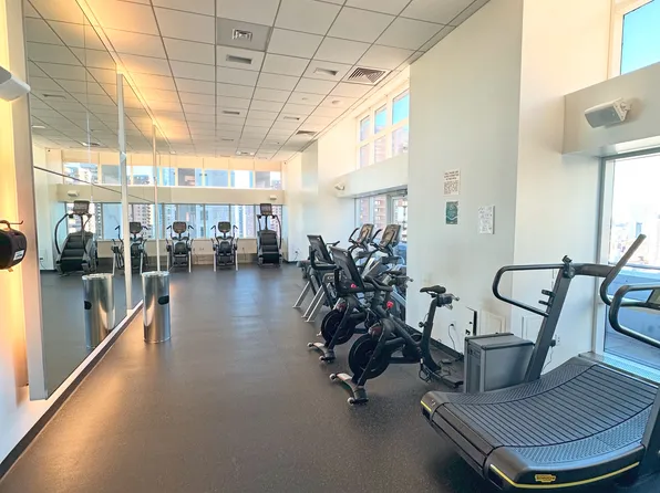 350 West 42nd Street image 21 of 33