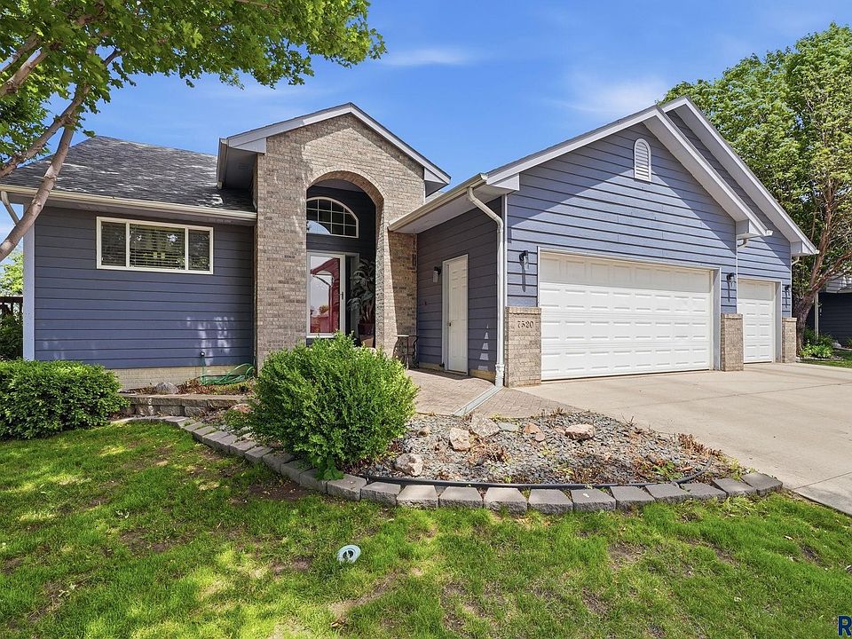 1st image of 7520 W Legacy St