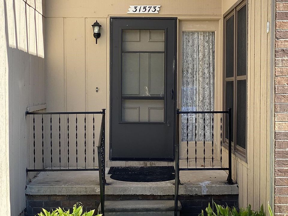 1st image of 31573 Green Meadow Ln