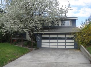 827 Valley Vw, Moscow, ID 83843