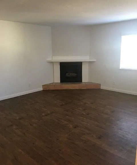 16892 Lynn Ln — Photo 2