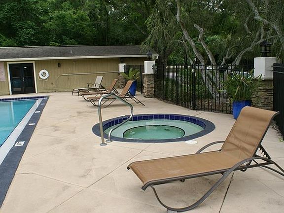 2nd image of 13289 Arbor Pointe Cir APT 202
