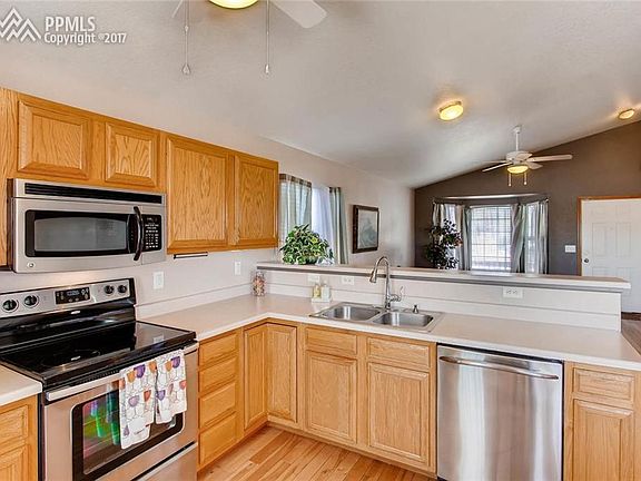 Lots of cabinet and counter space!