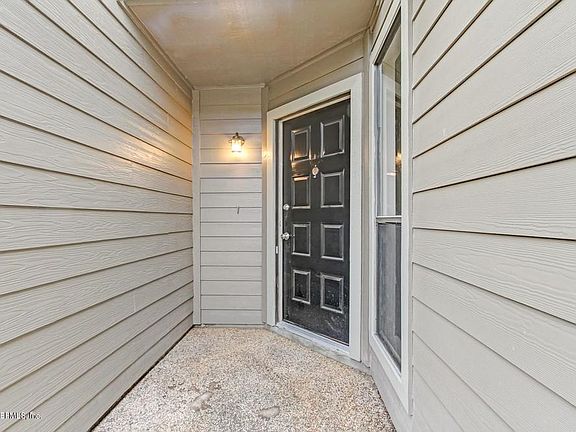 3rd image of 7623 BAYMEADOWS Circle #2053