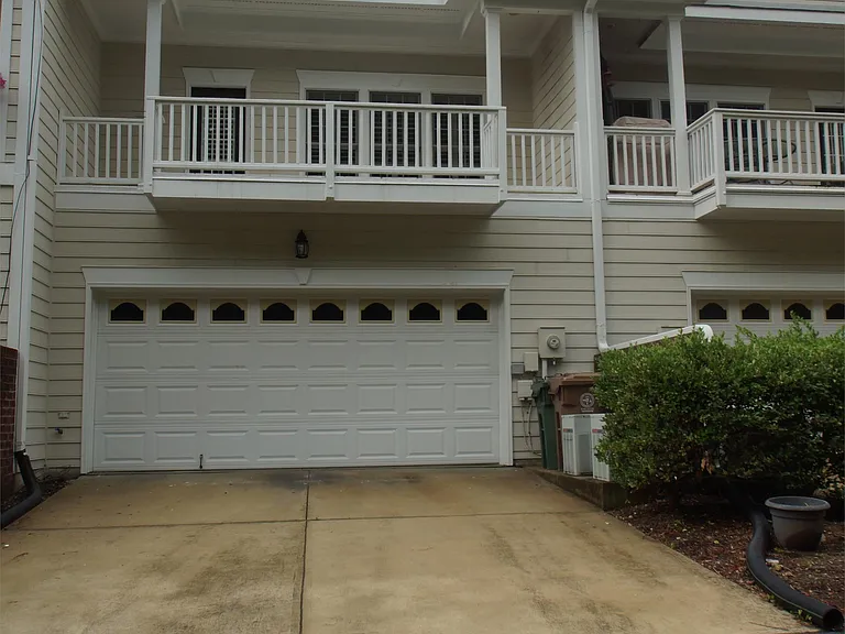 217 Anniston Ct — Photo 23