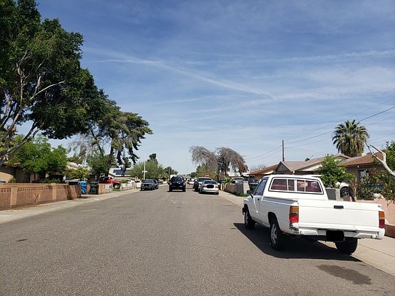 4th image of 838 N 59th Dr