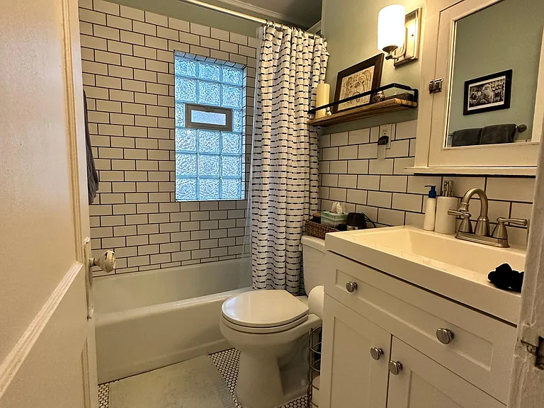 3121 Aldrich Ave S #1 — Photo 12