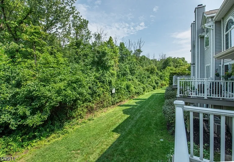 56 Davenport Rd — Photo 19