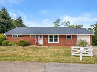 1891 Concord Dr, Ambridge, PA 15003