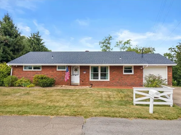 1891 Concord Dr, Ambridge, PA 15003
