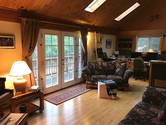 Main Living Room -2nd level