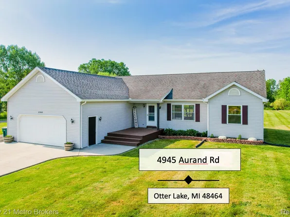 4945 Aurand Rd, Columbiaville, MI 48464