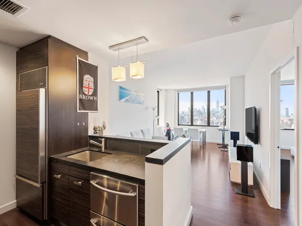 101 W 24th St, New York, NY