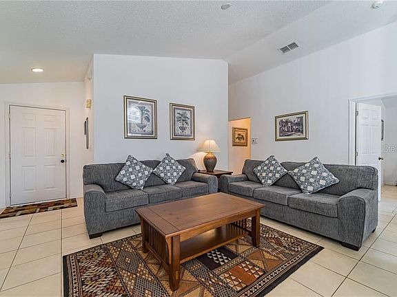 5th image of 2409 Saint Augustine Blvd