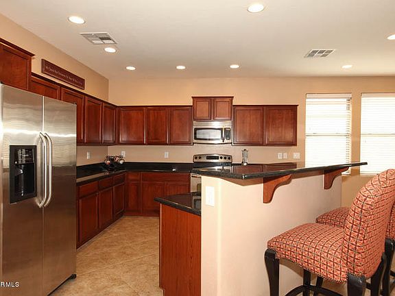 3rd image of 4706 S Twinleaf Dr