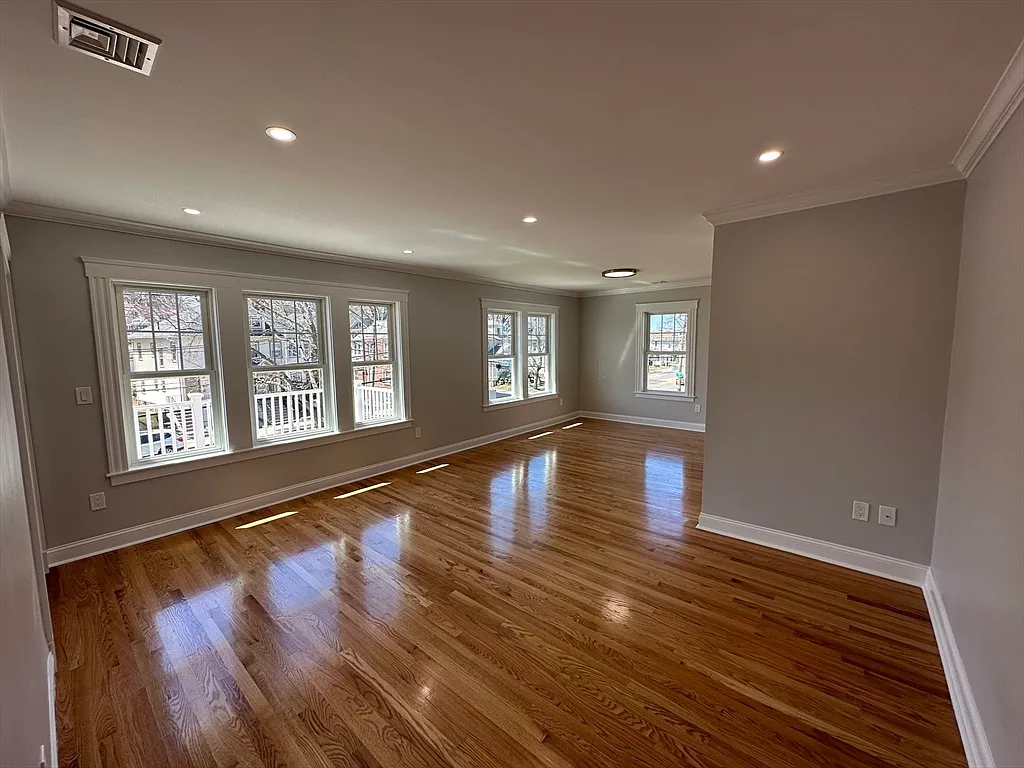 Building Photo - 35 Trapelo Rd #2