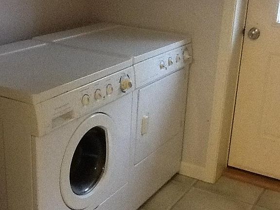 Energy Star Washer and Dryer provided