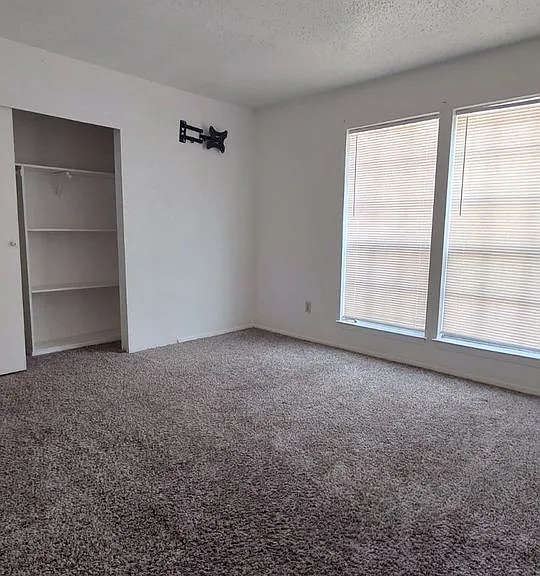 8560 Park Ln — Photo 8