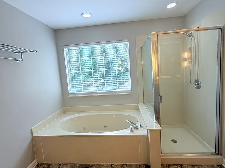 1108 Hunters Bow Cir — Photo 42