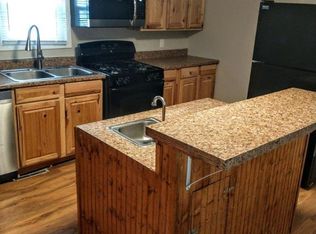 1045 29th St, Moline, IL 61265