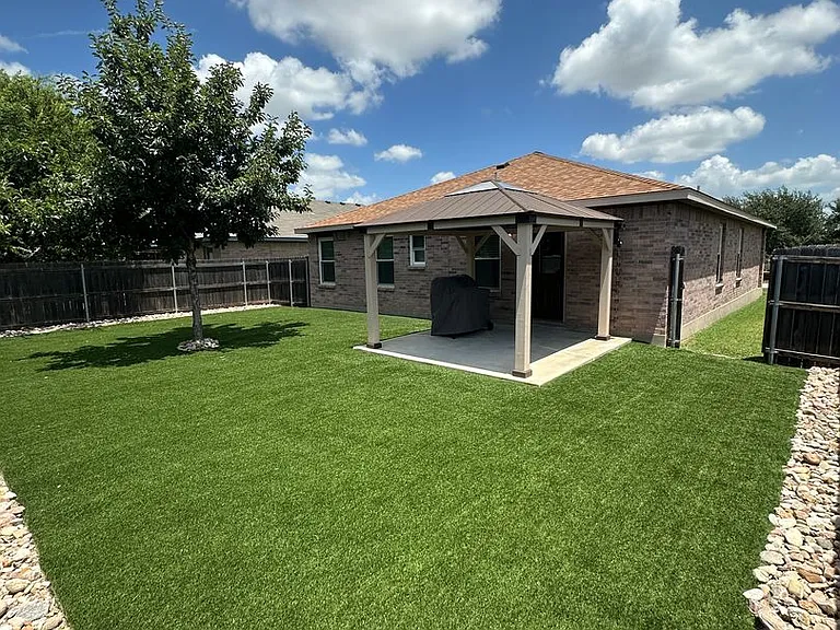 705 Morgan Dr — Photo 13