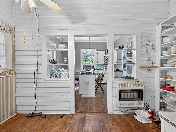 29th image of this home