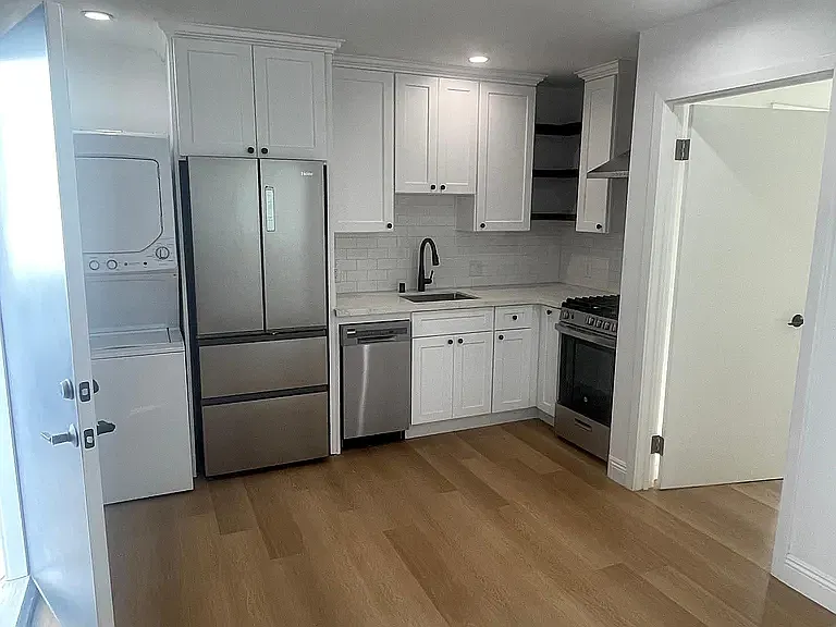 1 bed, 310 sqft, $1,595 — Photo 1