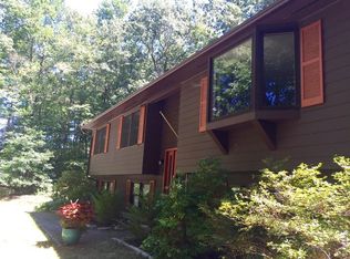 14 Gulf Rd, Pelham, MA 01002
