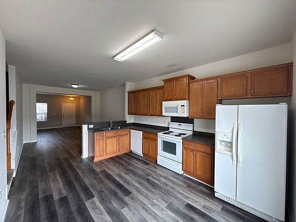 5th image of 2009 Twilight Ln
