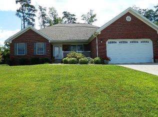 144 Summitt Dr, Brandenburg, KY 40108