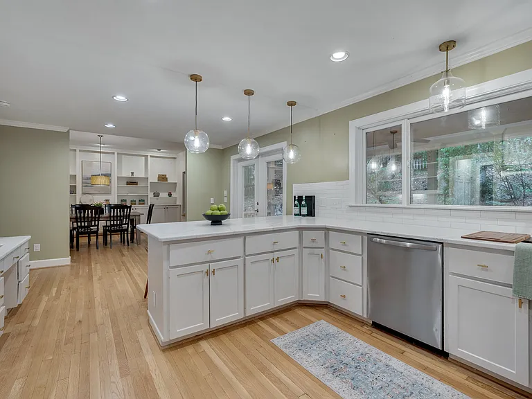 207 Old Forest Creek Dr — Photo 14