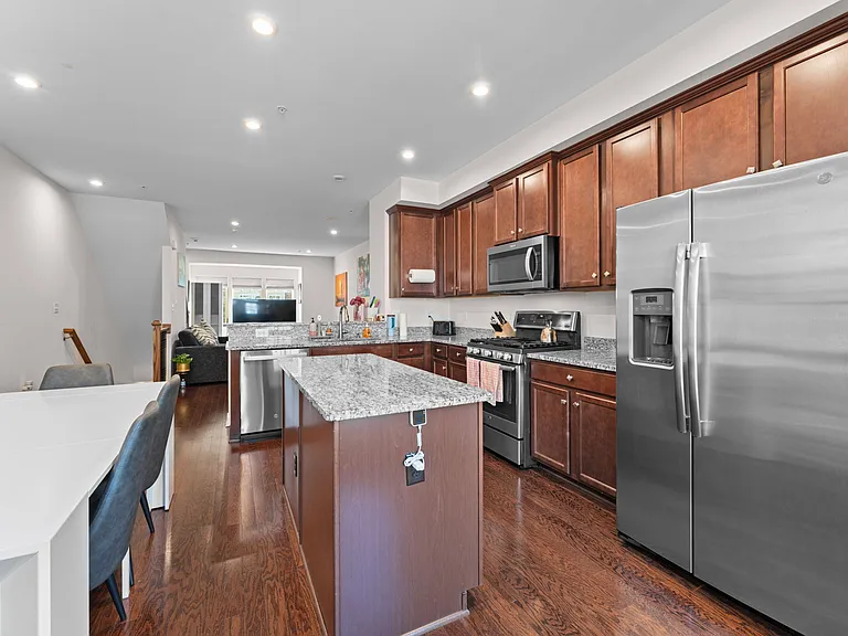 8114 Miner St — Photo 12