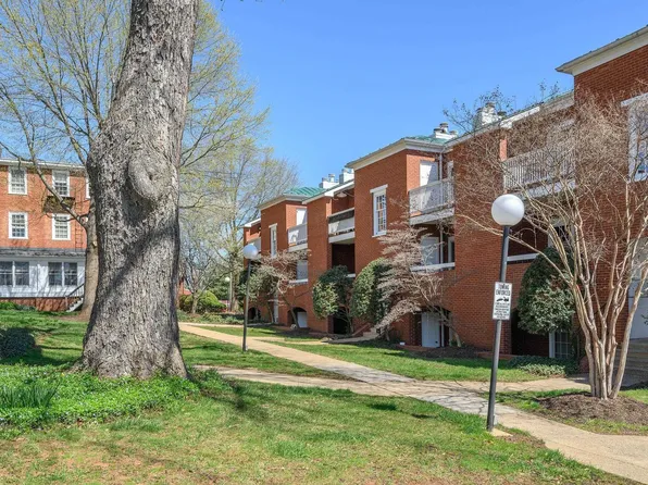 804 E Jefferson St APT C, Charlottesville, VA 22902