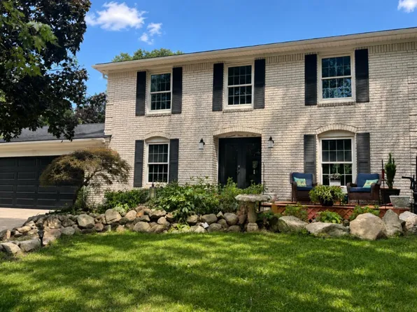 17301 Donohue Rd, Pinckney, MI 48169