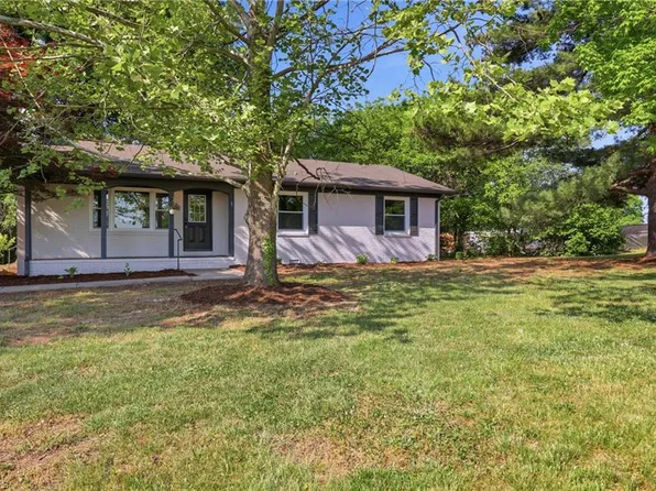 310 Houston Rd, Troutman, NC 28166