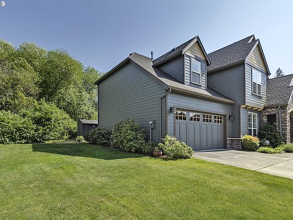 3rd image of 3864 SE Heron Glen Way
