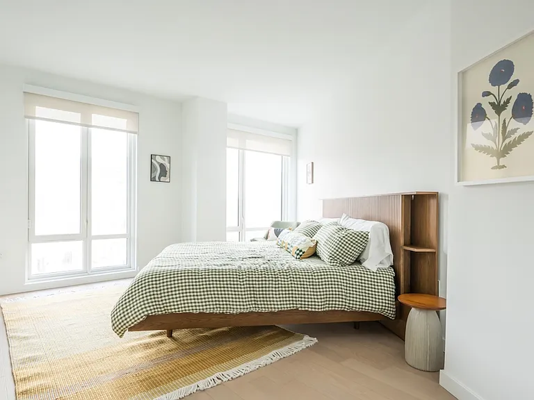 975 Nostrand Ave #341 — Photo 10