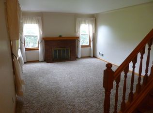 26756 Tracy Rd, Walbridge, OH 43465