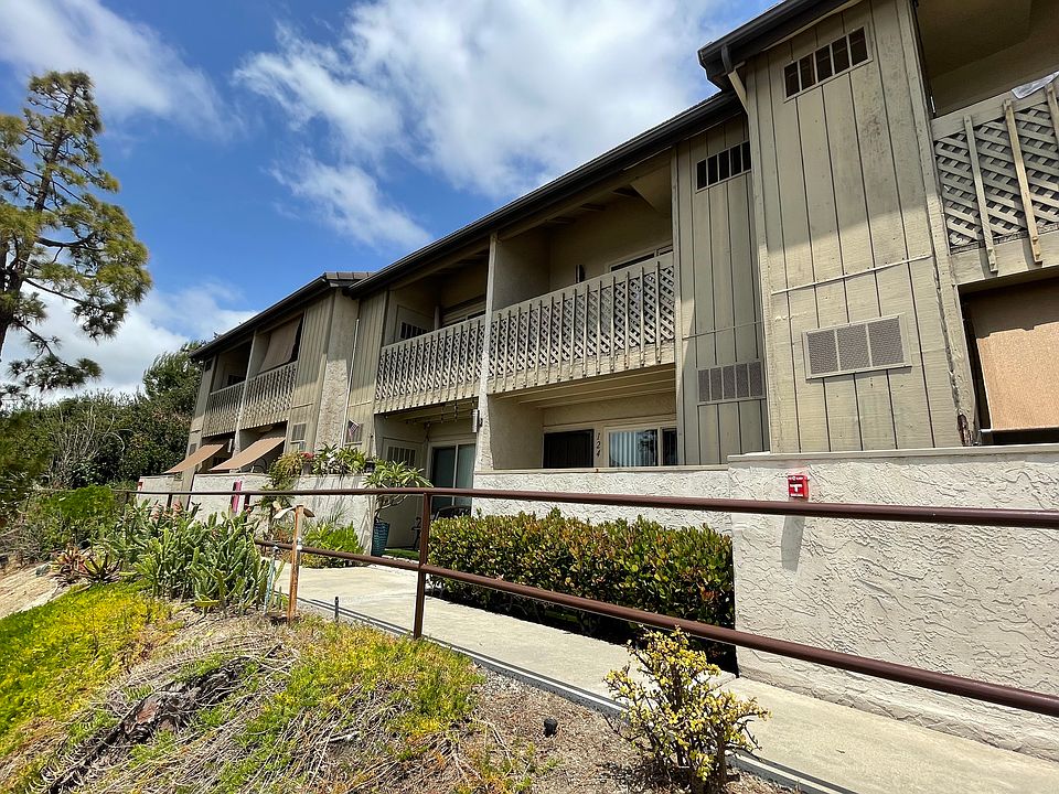 1st image of 8330 Phyllis Pl #124