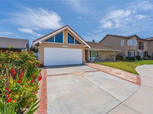 17482 Bellport Cir