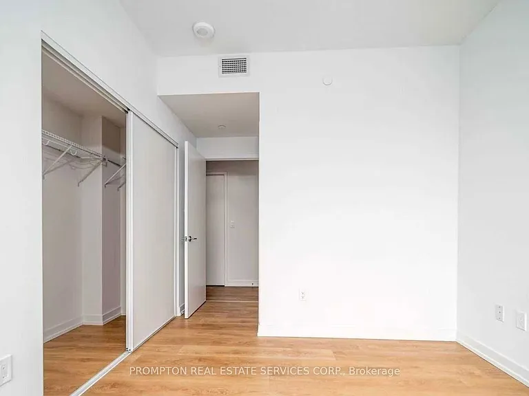 117 McMahon Dr #1503 — Photo 3